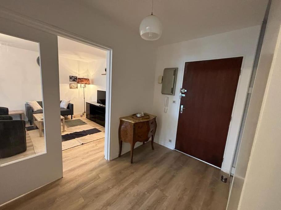 T3 Pied De La Gare + Centre Commercial Tout Inclus 올리언스 외부 사진