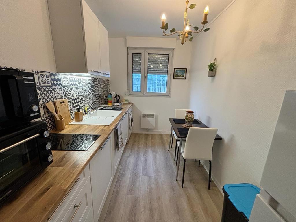 T3 Pied De La Gare + Centre Commercial Tout Inclus 올리언스 외부 사진